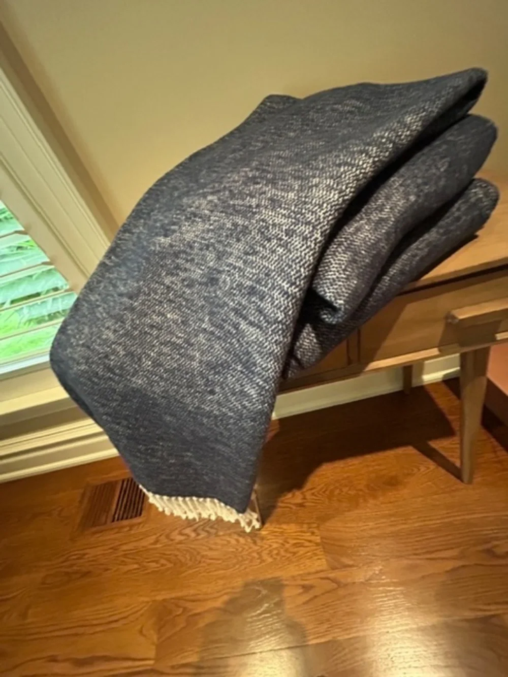 set of 3 Throw blankets made in portugal